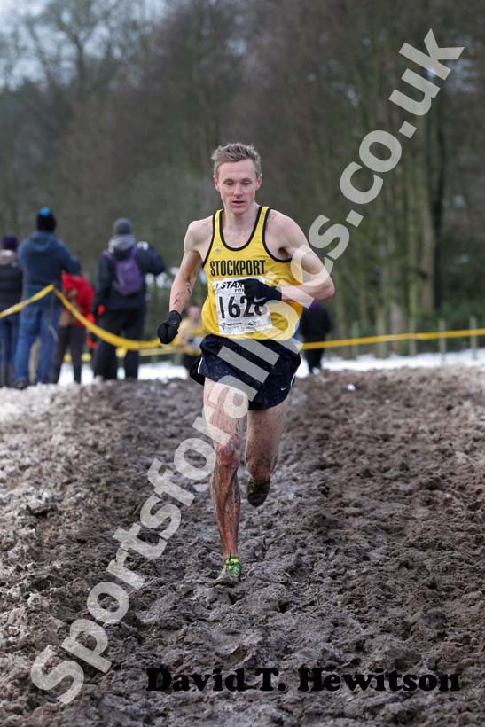 Steve Vernon (Stockport Harriers) drives through the mud and snow to wins his 5th Northern Cross Country Championships title.